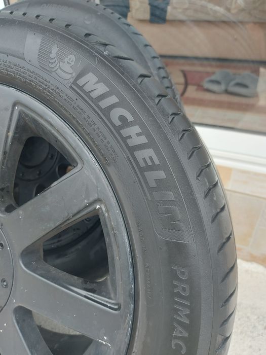 Гуми с джанти -16ц.