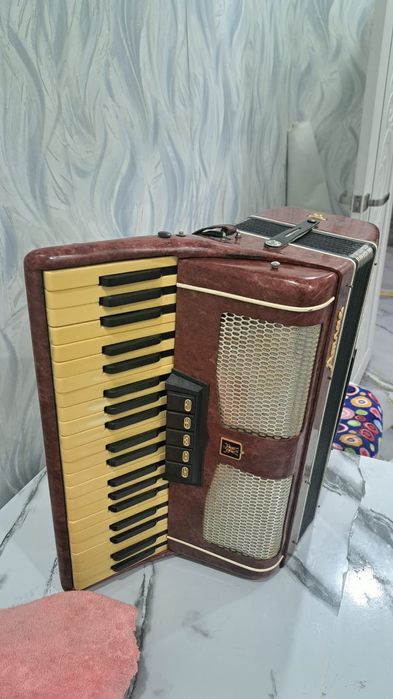 Аккордеон за 35тыс.