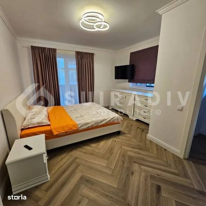 Casa tip duplex, moderna, terasa, curte de 180 mp-zona Muzeul Apei