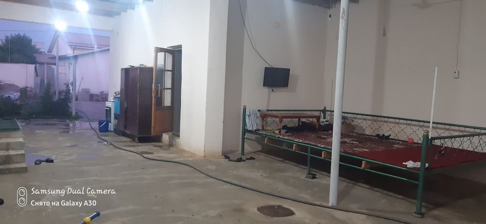 Ховли сотилади 6 соток Ангор тижорат бозори яқинида