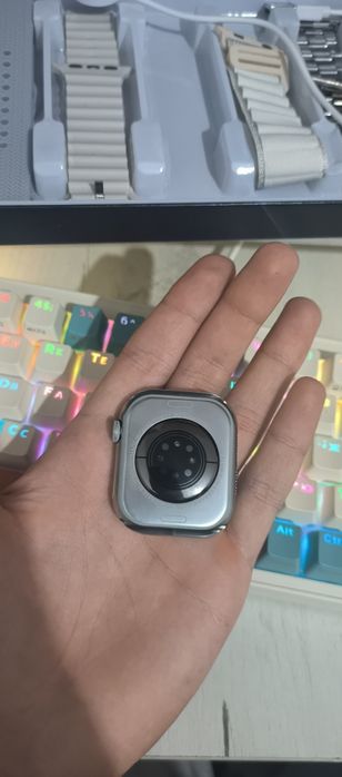 Продам часы T-watch X max