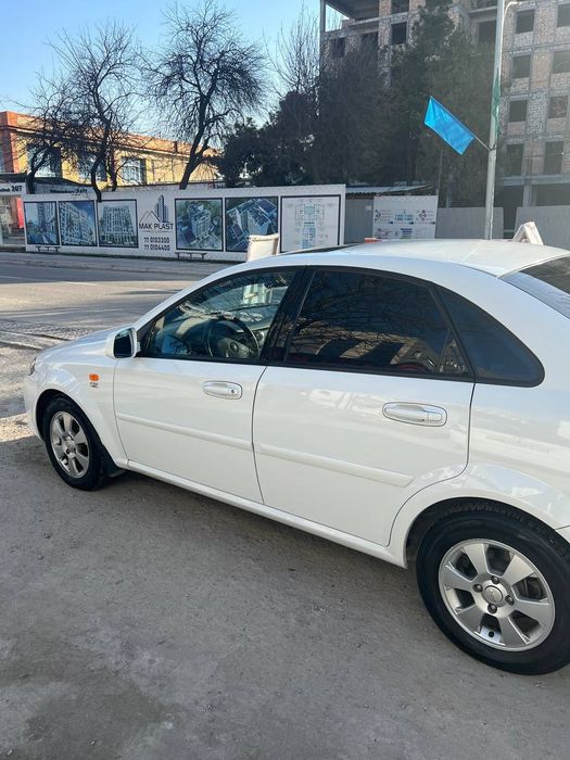 Jentra 2015 arendaga beriladi