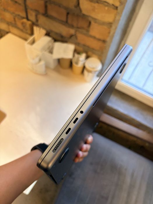 MacBook Pro M1 Pro, 16/512 gb