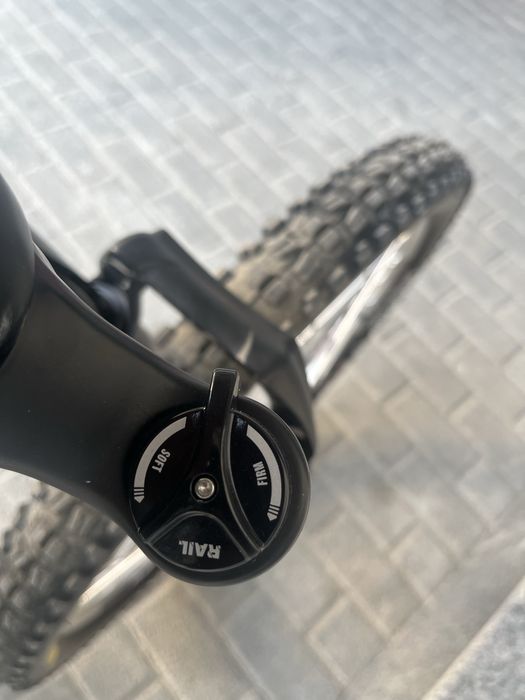 Вилка Marzocchi Bomber Z2 160 mm 2024