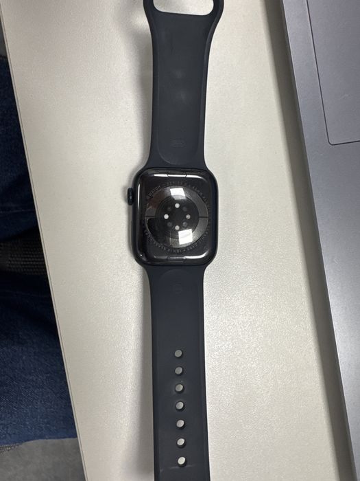 Продам Apple watch 9,45mm