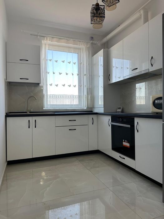 Inchiriez apartament 2 camere in  Westfield, Arad