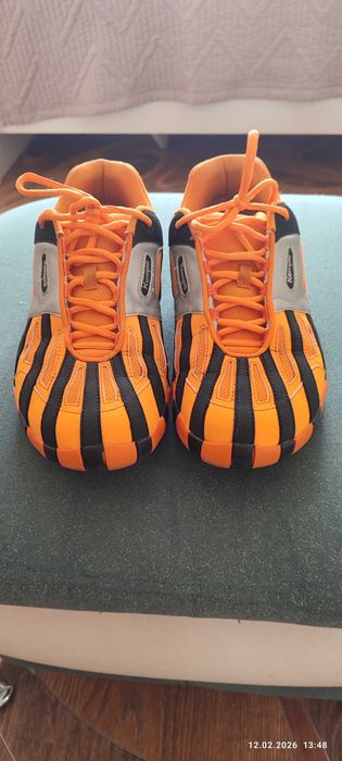 Продам кроссовки