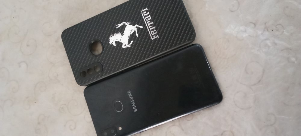 Samsung galaxsy a10 s narxi 550 min