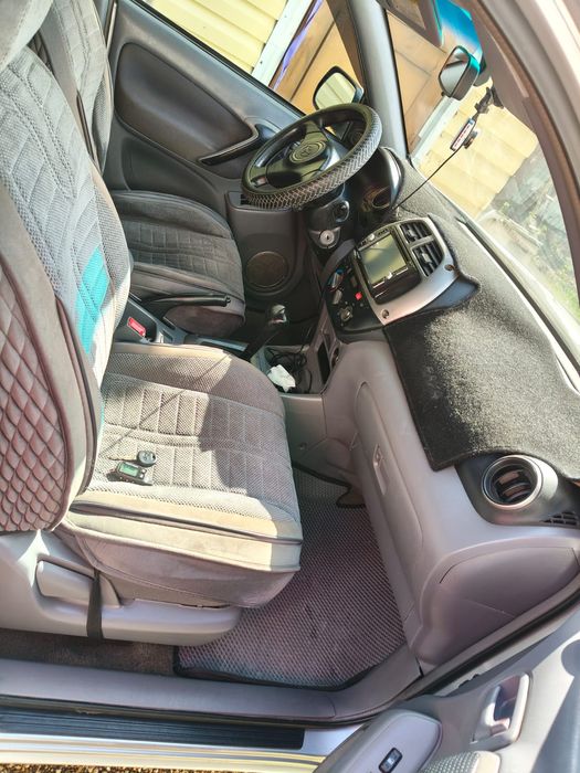 Продается RAV4 2002 года