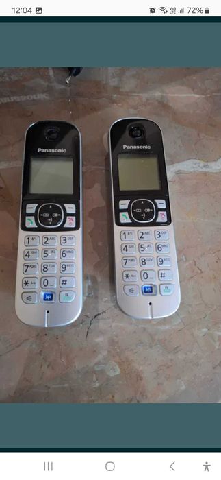 Vând 2 telefoane noi Panasonic