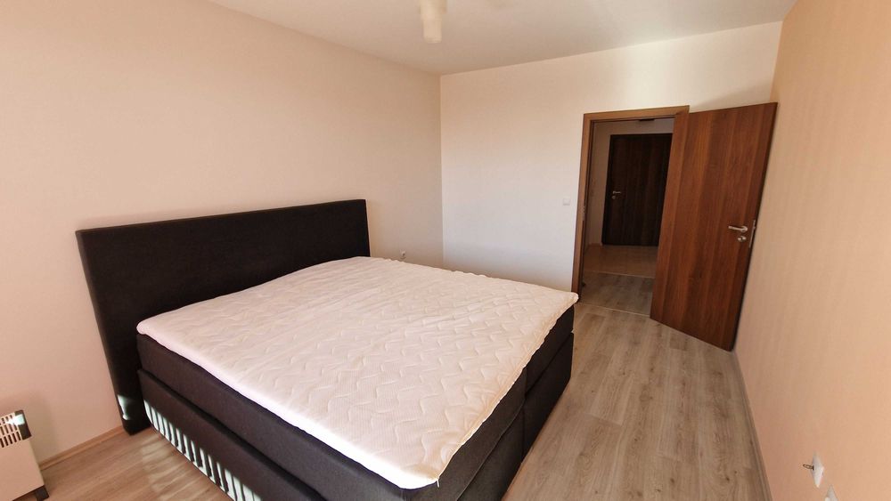 Дава се под наем Двустаен апартамент в Русе, Широк център - 74 кв.м за 330 € - Снимка #3