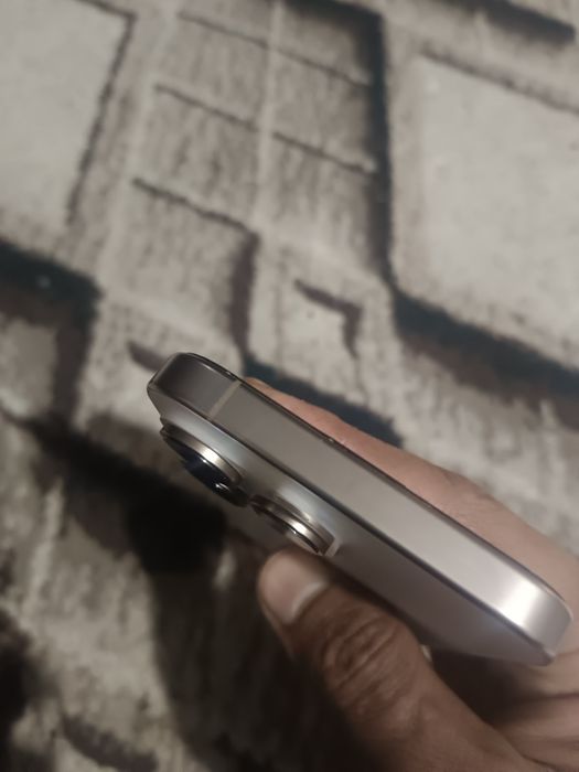 Iphone 16 Pro Max kredit icloud bor ochilmagan