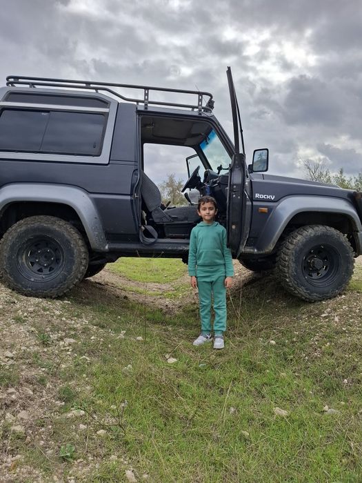 Daihatsu Rocky offroad comparabil cu Patrol Toyota G  Wrangler