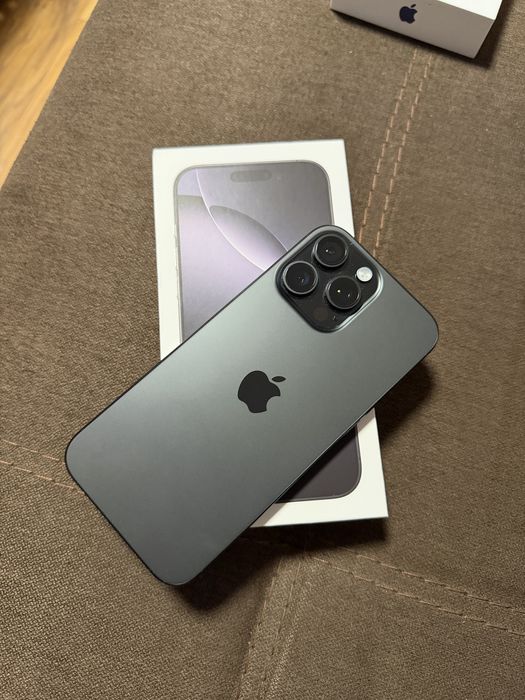 iPhone 16 pro max 256 black