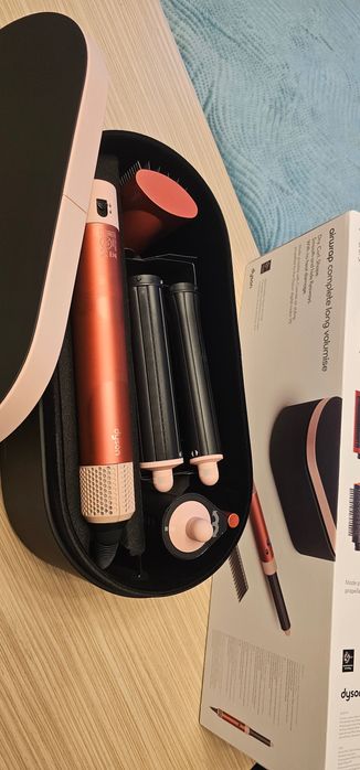 Dyson airwrap ca nou