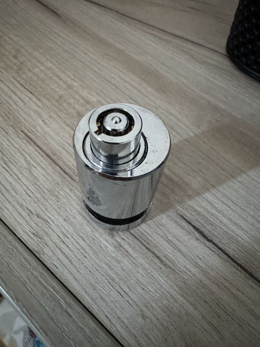 Vand incuietoare pentru vehicul 2 roti