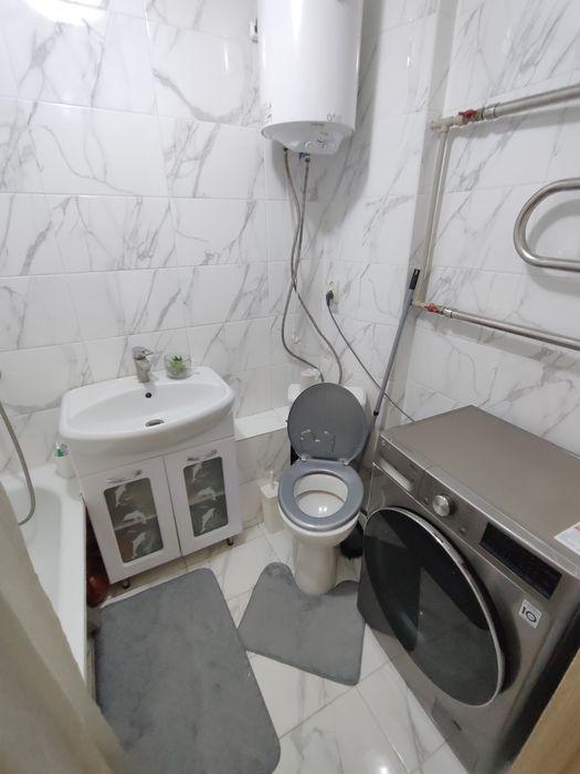 Продается 3-комн (4-87, 1 эт) с ремонтом