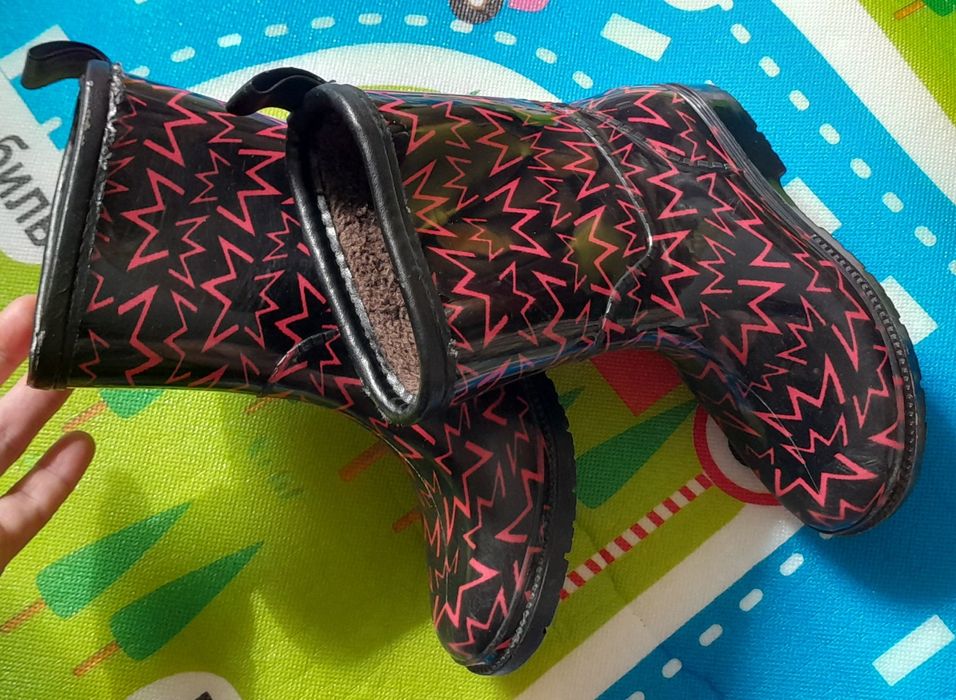 Резиновый обувь с начесом