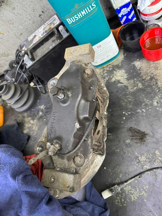 Спирачни апарати за Range Rover  sport (brembo)