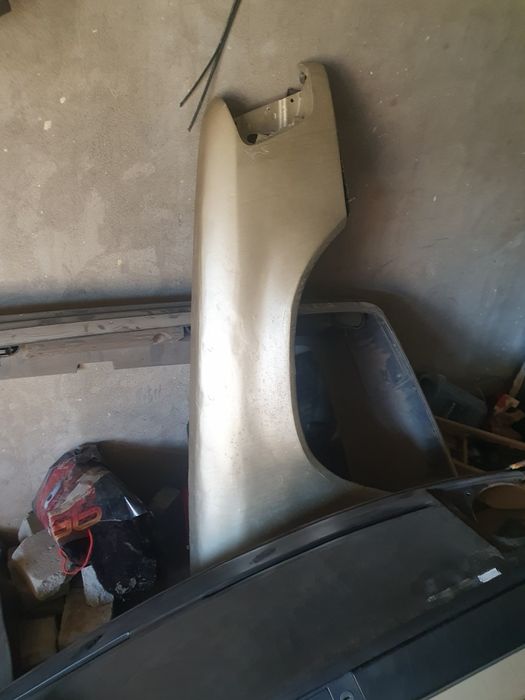 Продам запчасти от мерседес 124