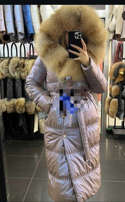 Geaca impermeabila cu gluga blana naturală detasabila