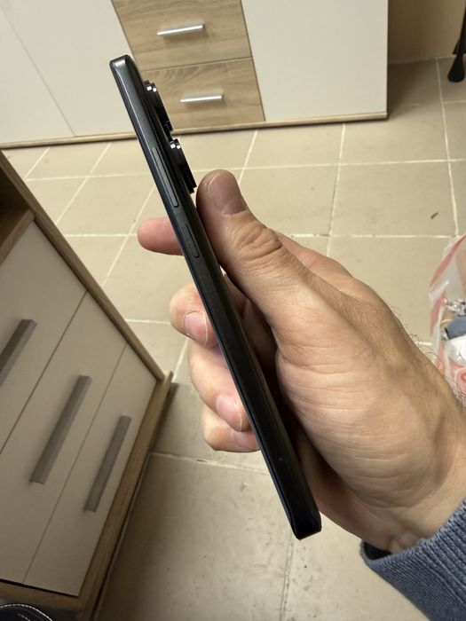 Xiaomi Redmi Note 13 Pro+ Plus 5G 12/512gb - перфектен
