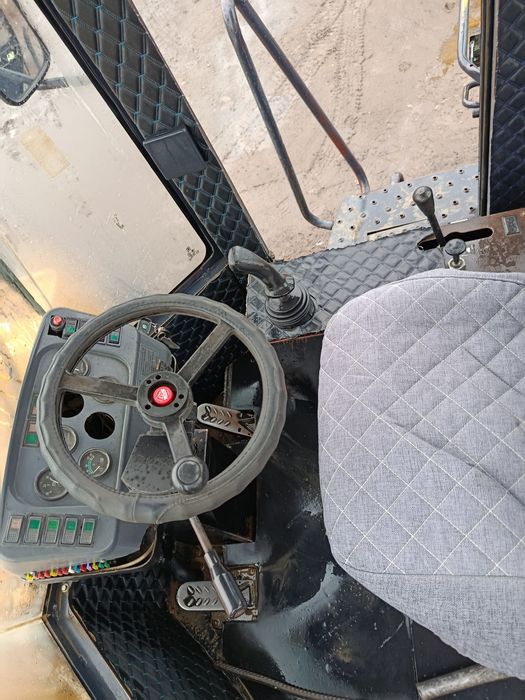 3 кубовый погрузчик