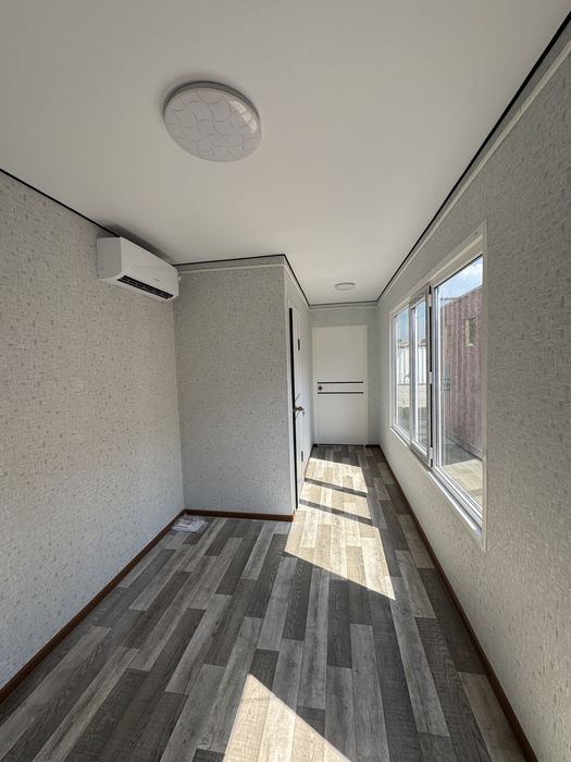 Контейнер морской