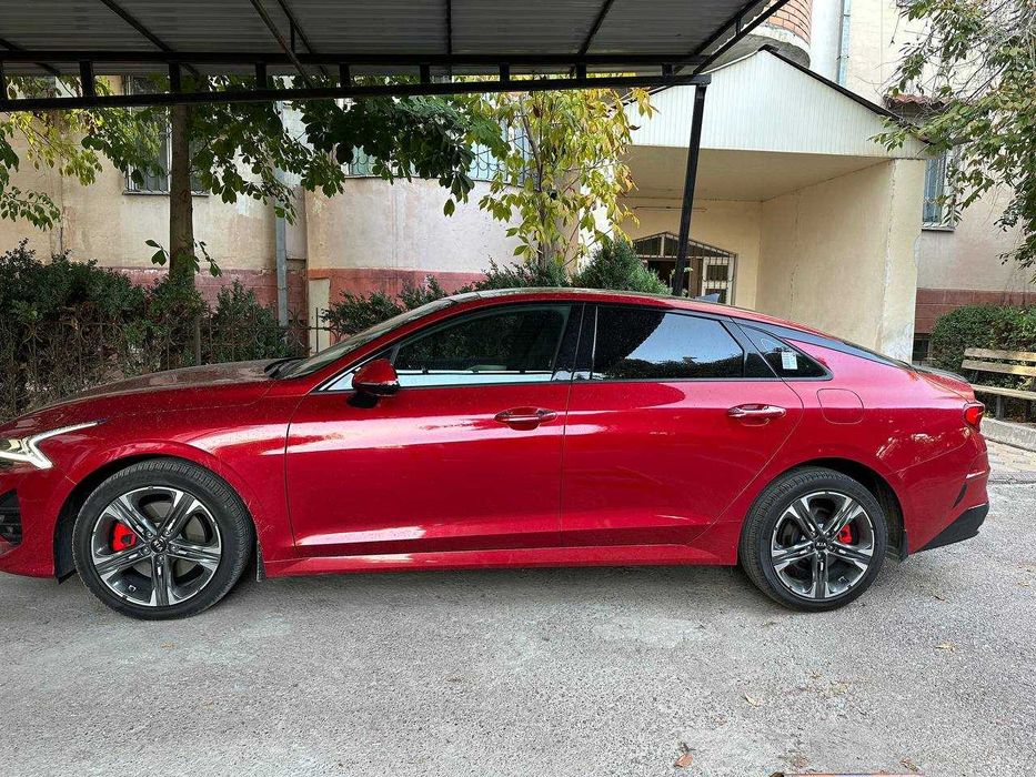Kia K5 GT-Line продается