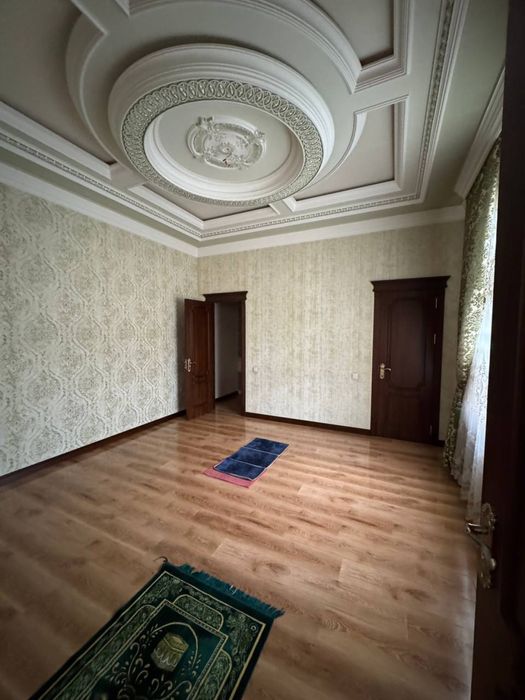 Енги 16 йиллик Бунёдкор 7 сотих 9 хона Евроремонт 2 этаж 4 сан-узел