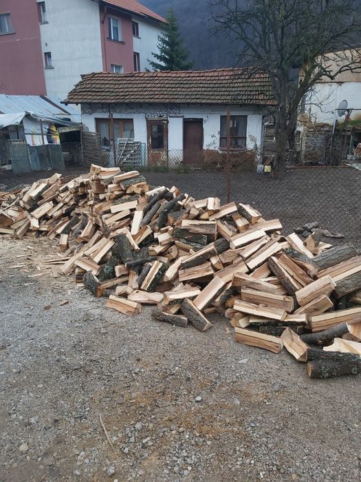 Дърва за огрев на кубик от дъб и бук Безплатен транспорт