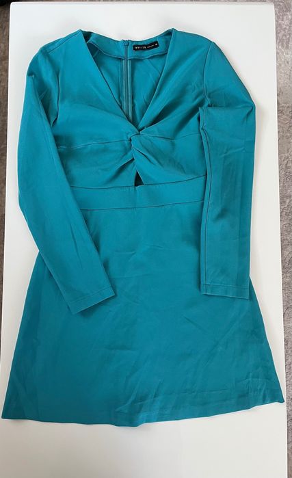 Зелена къса рокля