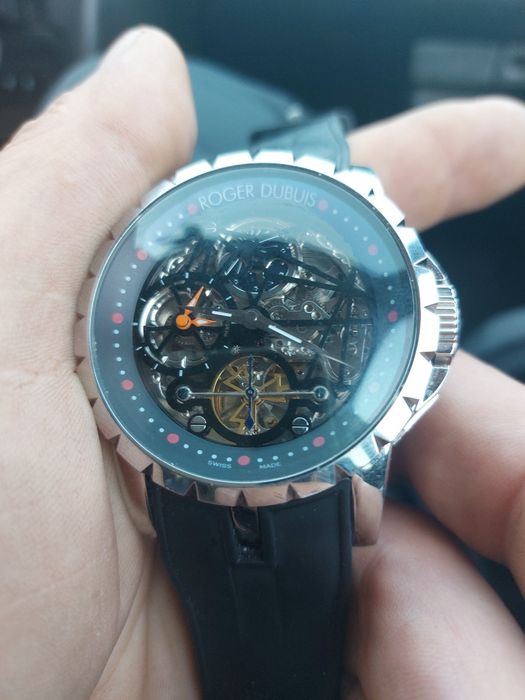 Мъжки часовник.Роджер.Като нов,без кутия  и документи.Автомат.Работи