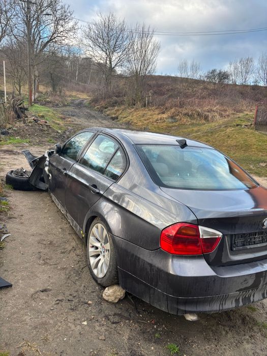 Bmw e90 318d avariat