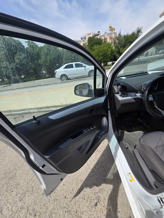 Продам chevrolet spark