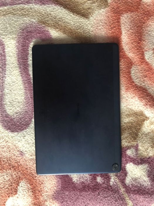 Продам или обменяю планшет Huawei Mate Pad 10T
