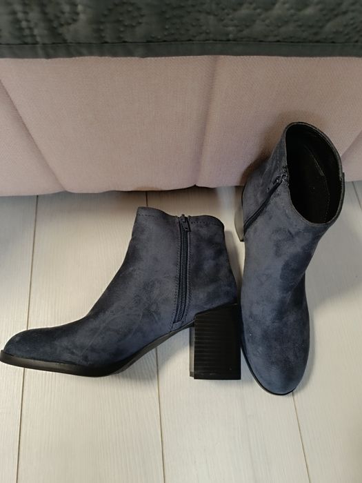 Ghete dama piele întoarsă