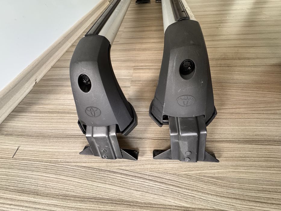 Напречни греди оригинални за Toyota Corolla