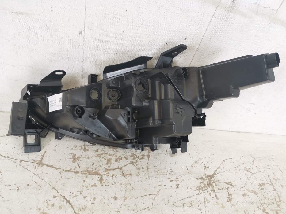 Мазда CX-5 / Mazda CX-5 1 [фейслифт] Корпус на десен фар с LED адаптив