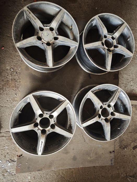 Продам диски на 5 креплений