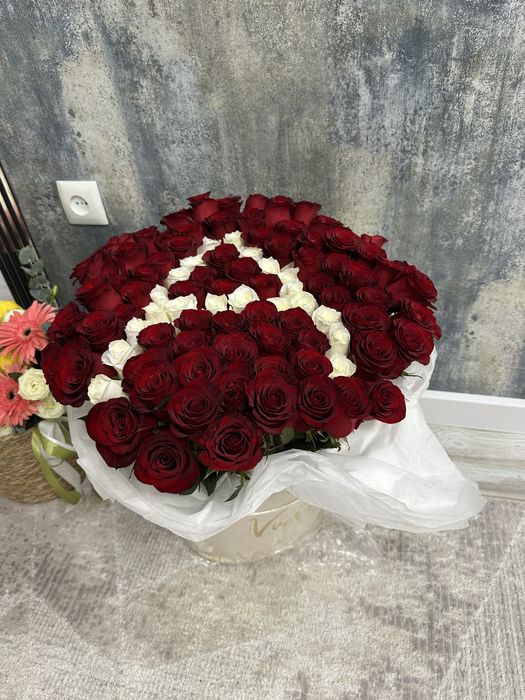 Цветы 101 роза сегодняшние