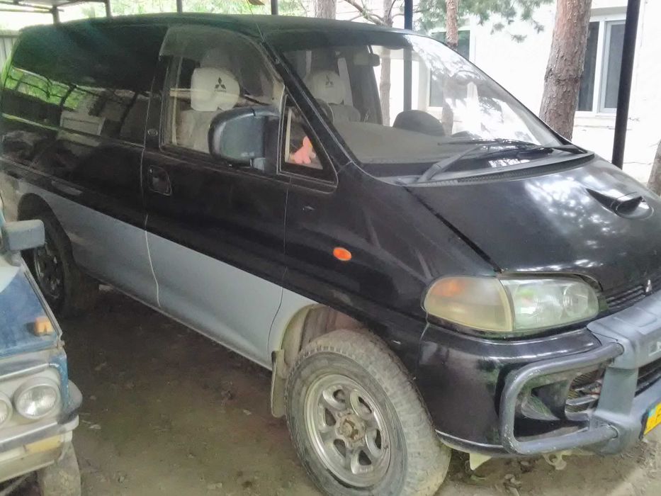 Mitsubishi Delica