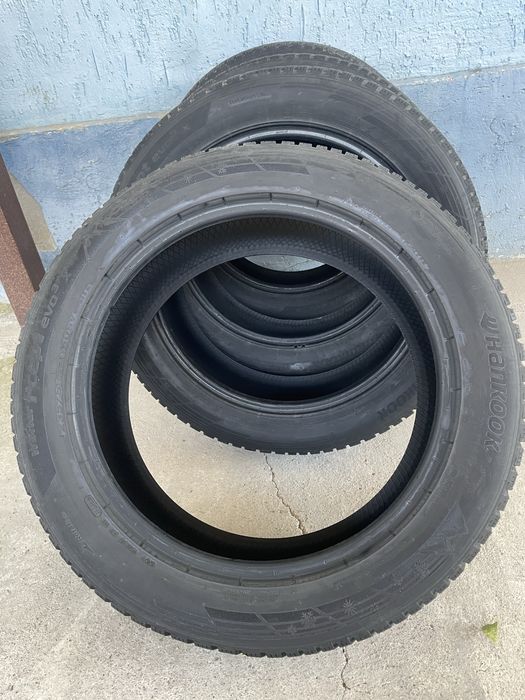 Шины Hankook 235/55/20 лепучки
