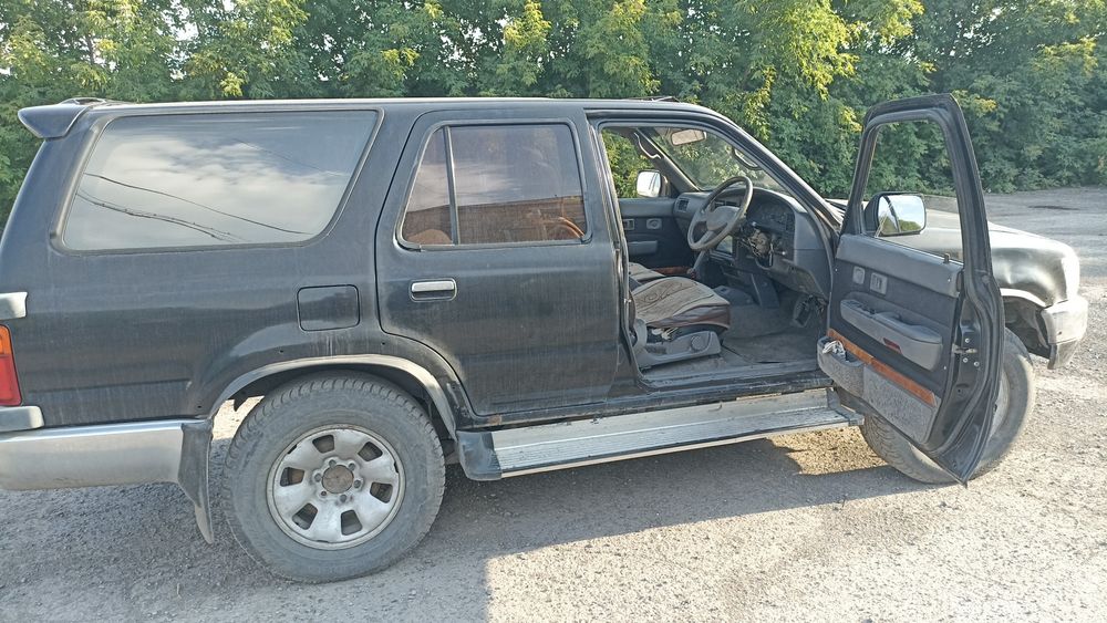 Тойота Hilux сюрф