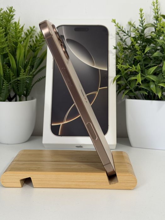 Iphone 16 pro max impecabil 256 , 93% , fullbox