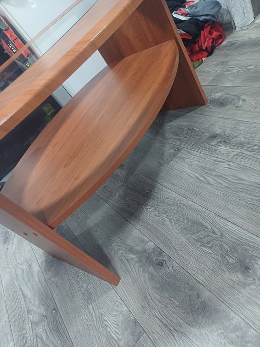 Продам стол журнальный