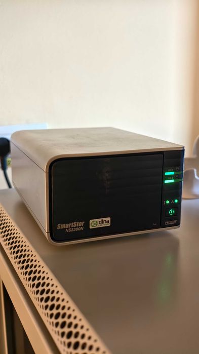 NAS Promise SmartStor NS2300N în stare perfectă de funcționare!