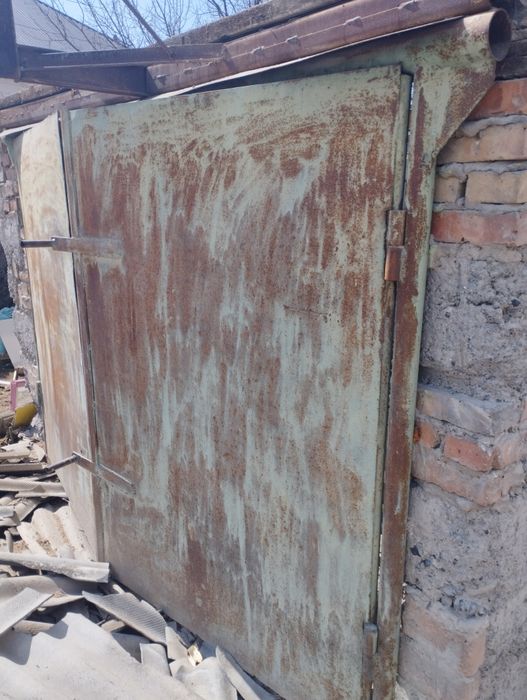 Ворота сатамын темір ауыр