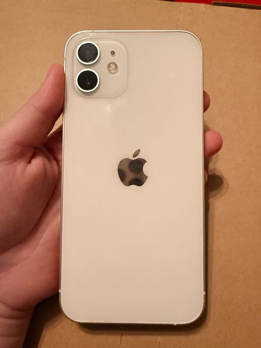 Vând iPhone 12, 64GB, funcțional 100%