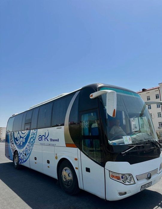 Автобус ва Микроавтобуслар хизмати 7 уриндикдан 56 уриндиккача булган